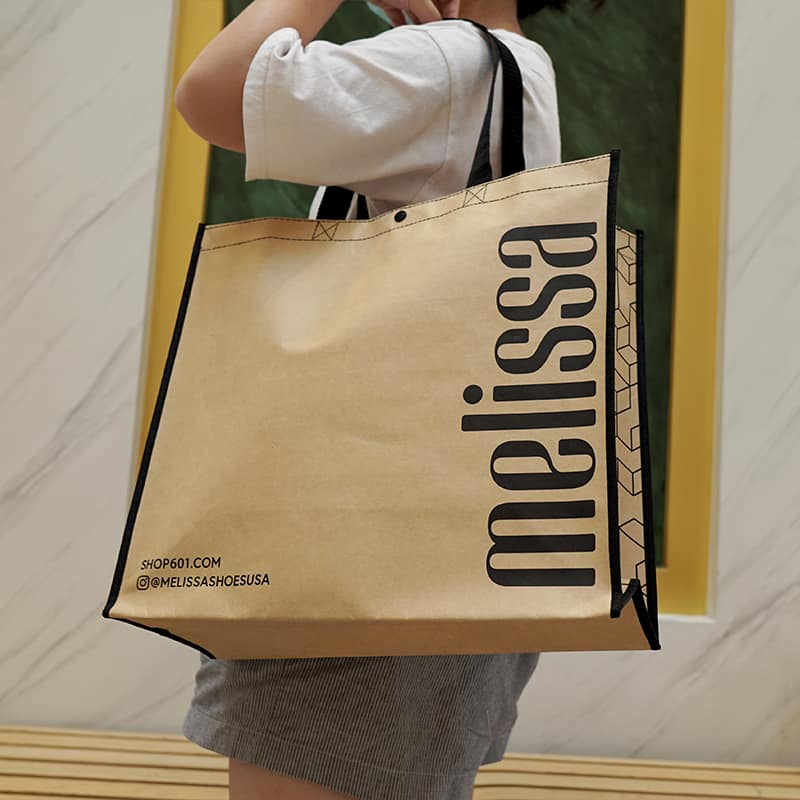 shopping bags with logos (10)